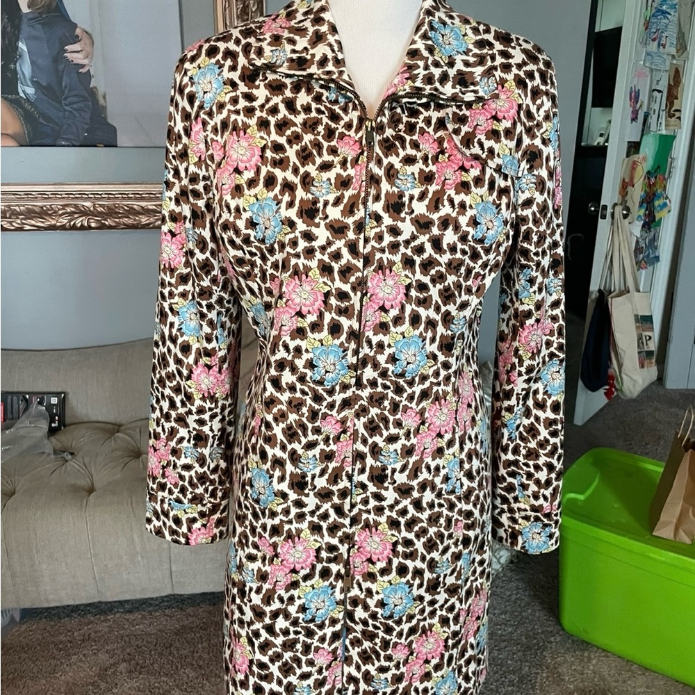 Nicole Brown and Tan Sheath Dress with Notched Collar
